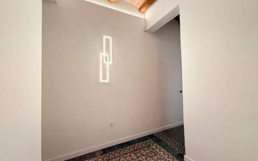 FLAT NEXT TO SAGRADA FAMILIA